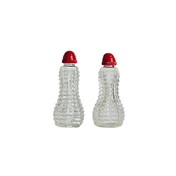 Vintage Waffle Pattern Salt & Pepper Shakers with Red Lids | Retro Kitchen - Picture 3 of 10